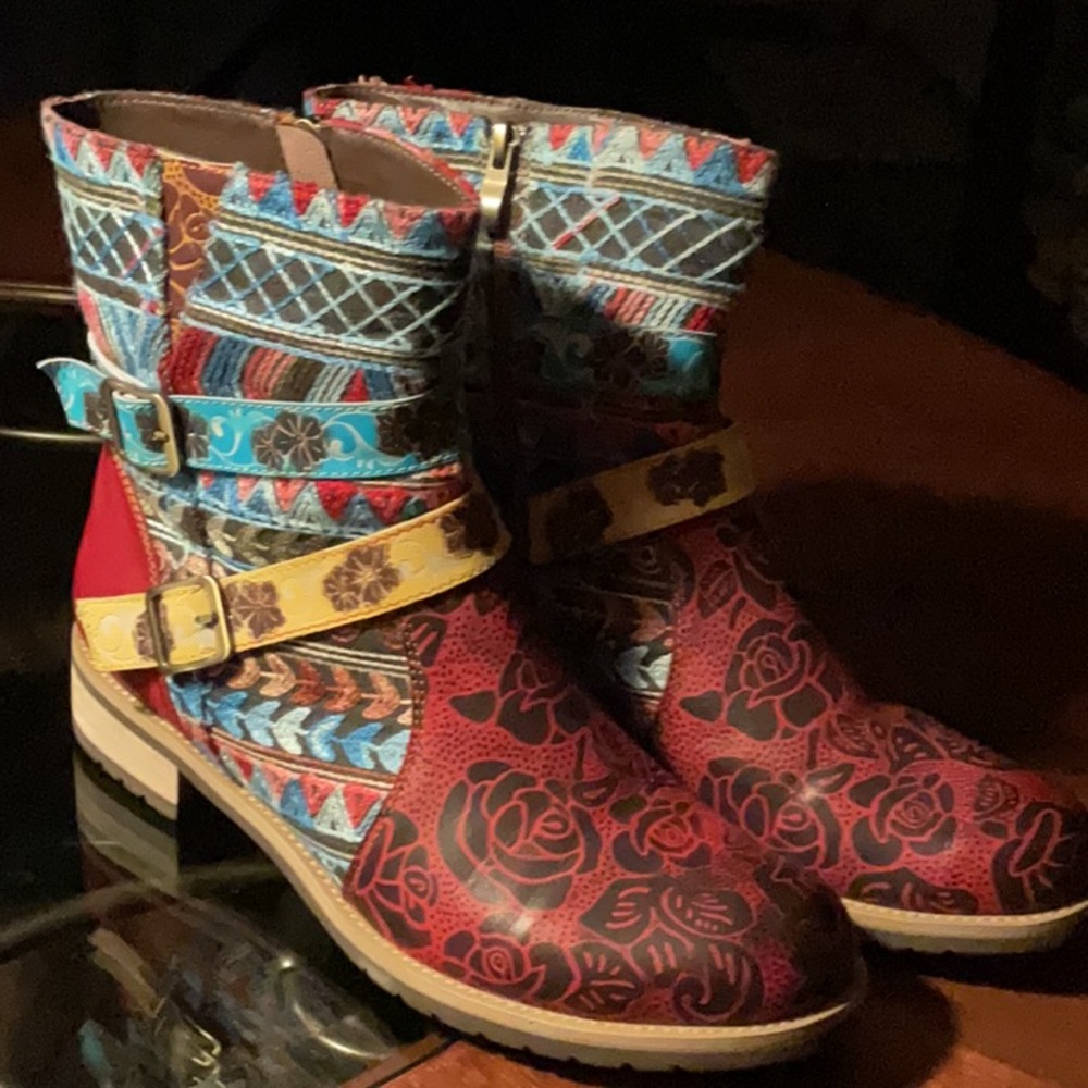 Multicolored Ankle Boots w/traction soles
